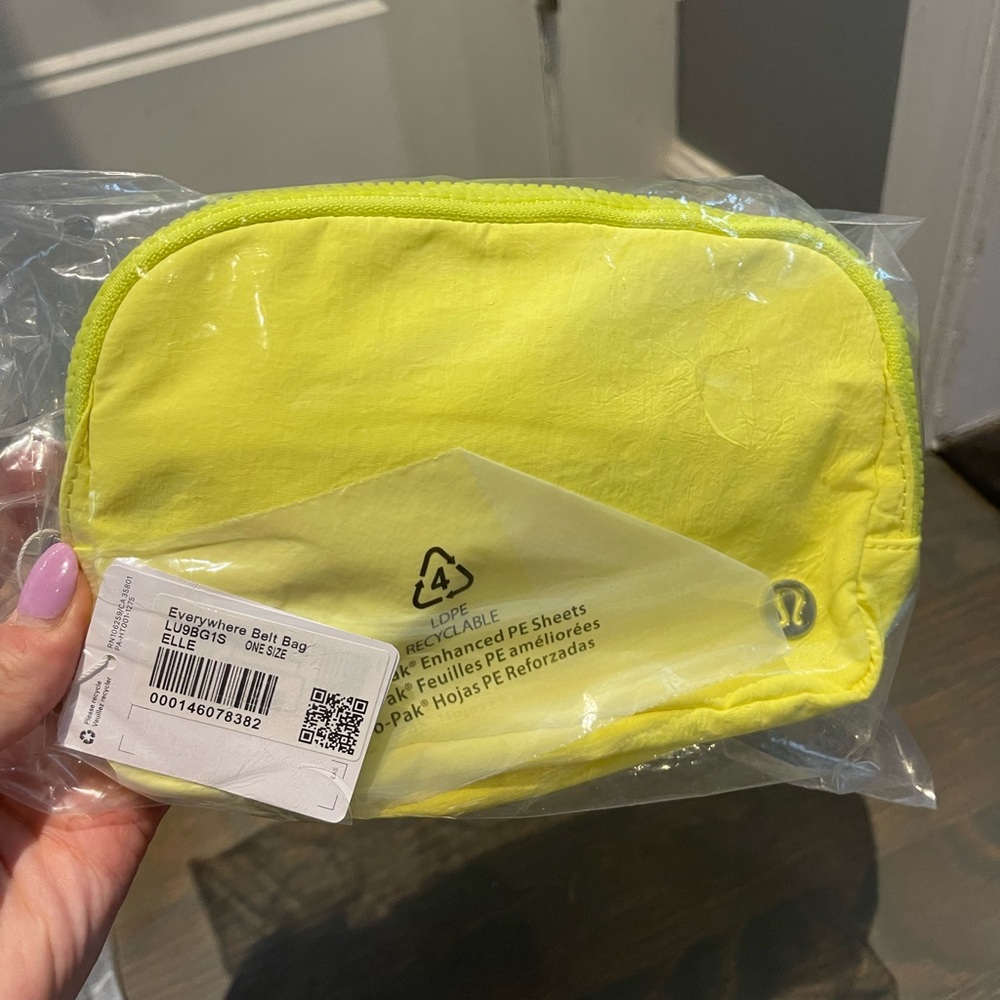 Lululemon belt bag